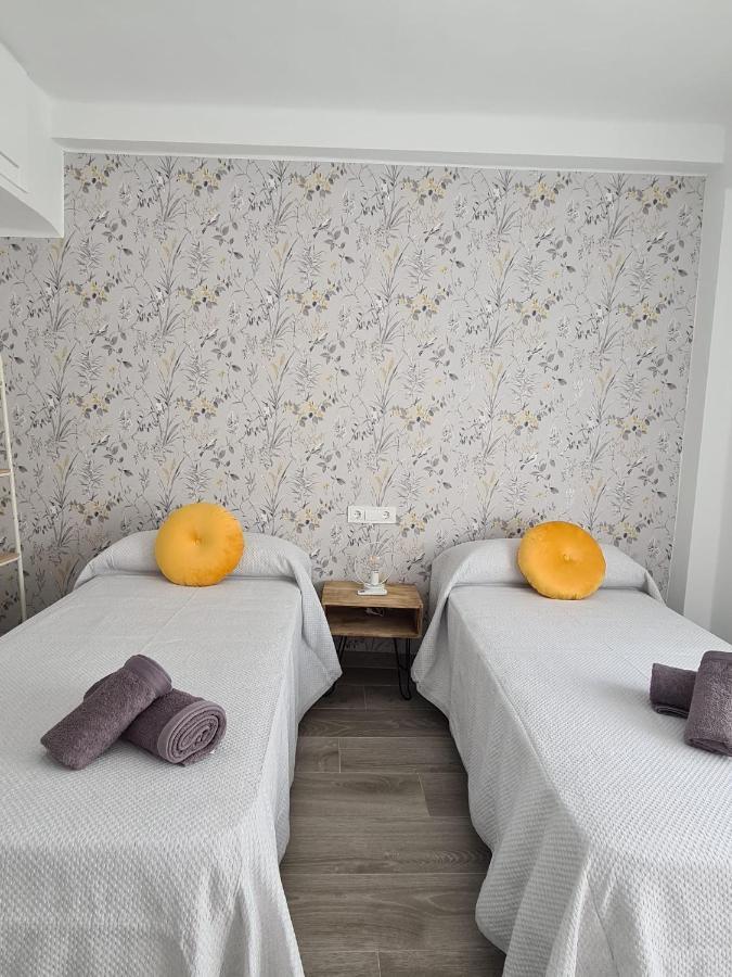 Apartamentos Colon Nerja Exterior foto