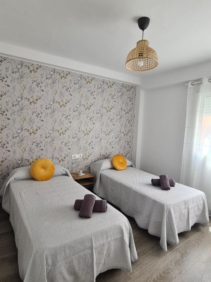 Apartamentos Colon Nerja Exterior foto