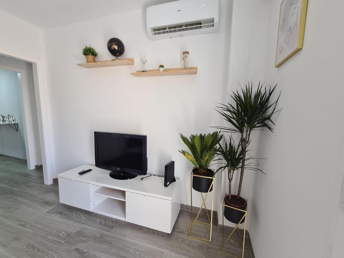 Apartamentos Colon Nerja Exterior foto
